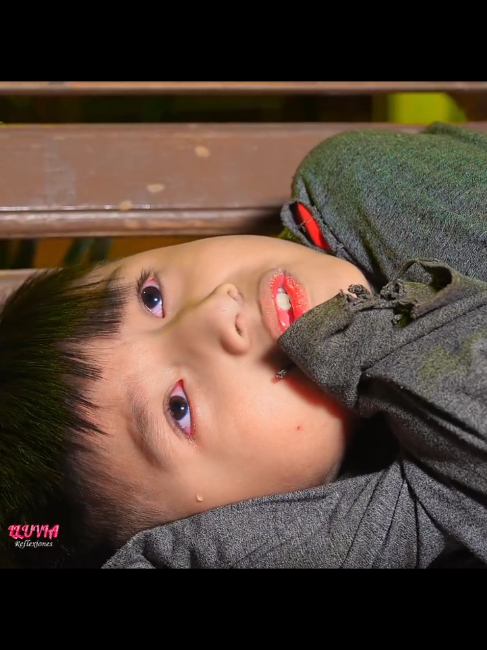 Niño Despreció a su MADRE por vender gelatinas 💔😭#parte6 #Reflexión #viralvideo #rebecalluviayoutube🇵🇪🇧🇴 