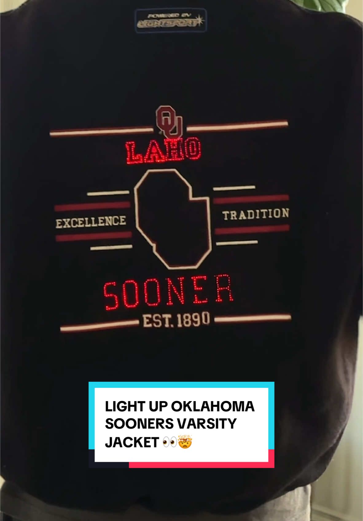 link in bio #vintage #varsityjacket #style #oklahomasooners #soonersfootball #OOTD #rarevintage #90s #sports #sportsmemorabilia #vintagefashion 