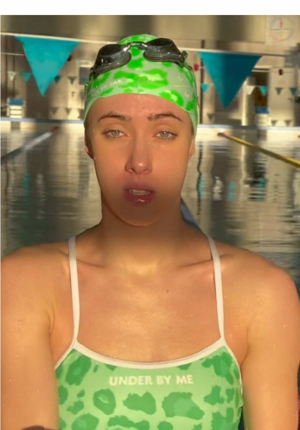 мой телеграм канал в шапке профиля, буду рада вашей подписки 💚 #swim #swimmer #swimmers #swimming #sport #traning #swimmingpool #плавание #бассейн 