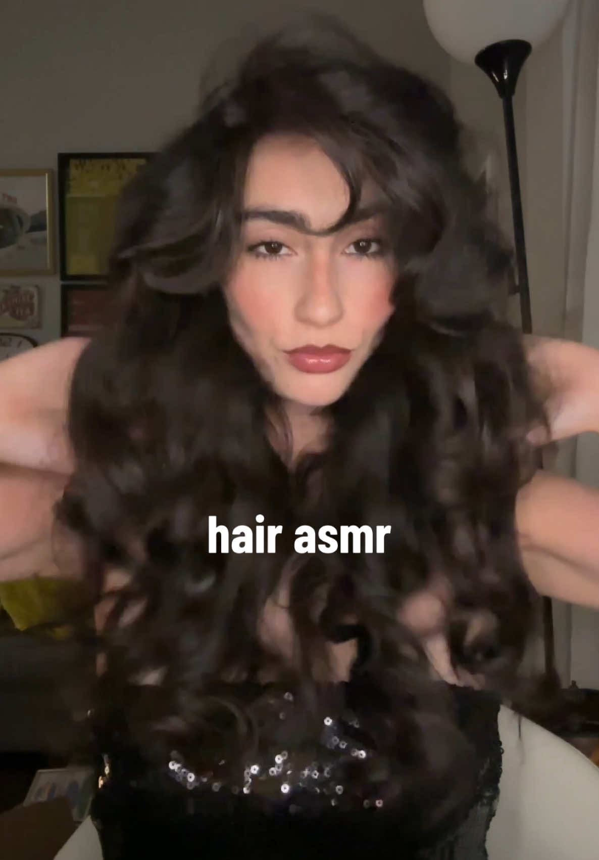 Who wants a tutorial?! #curlyhair #hairtok 