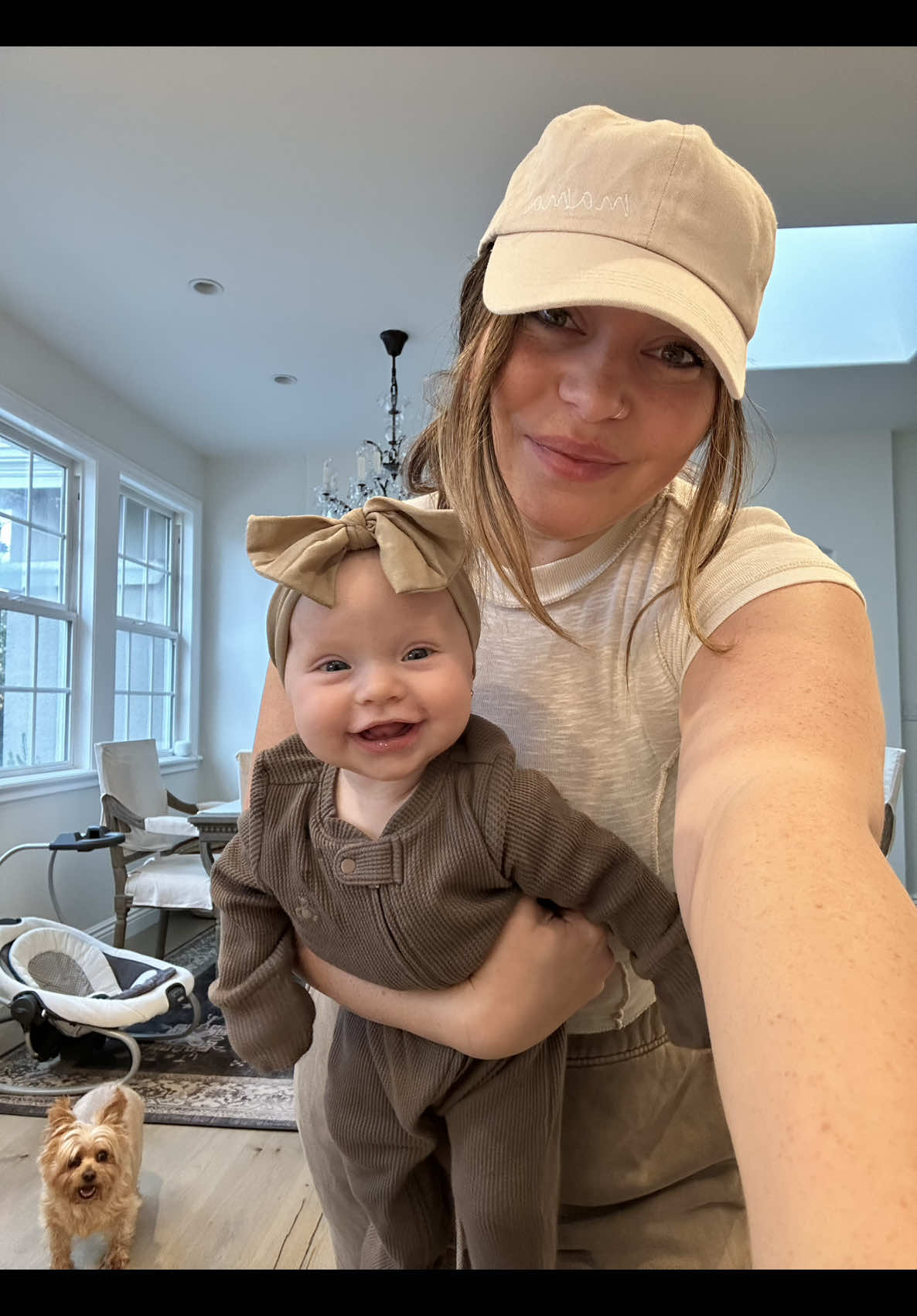 this may be my new fave series!!! Should i keep doing it?? 👯‍♀️  . #foryoupage #fyp #matchingootd #mamaandmini #babyootd #MomsofTikTok #momtok #OOTD #sahmootd #sahm #sahmlife #fashion #causalootd #twinning #roadto5k #millenial #engagingbesties #teamwork 