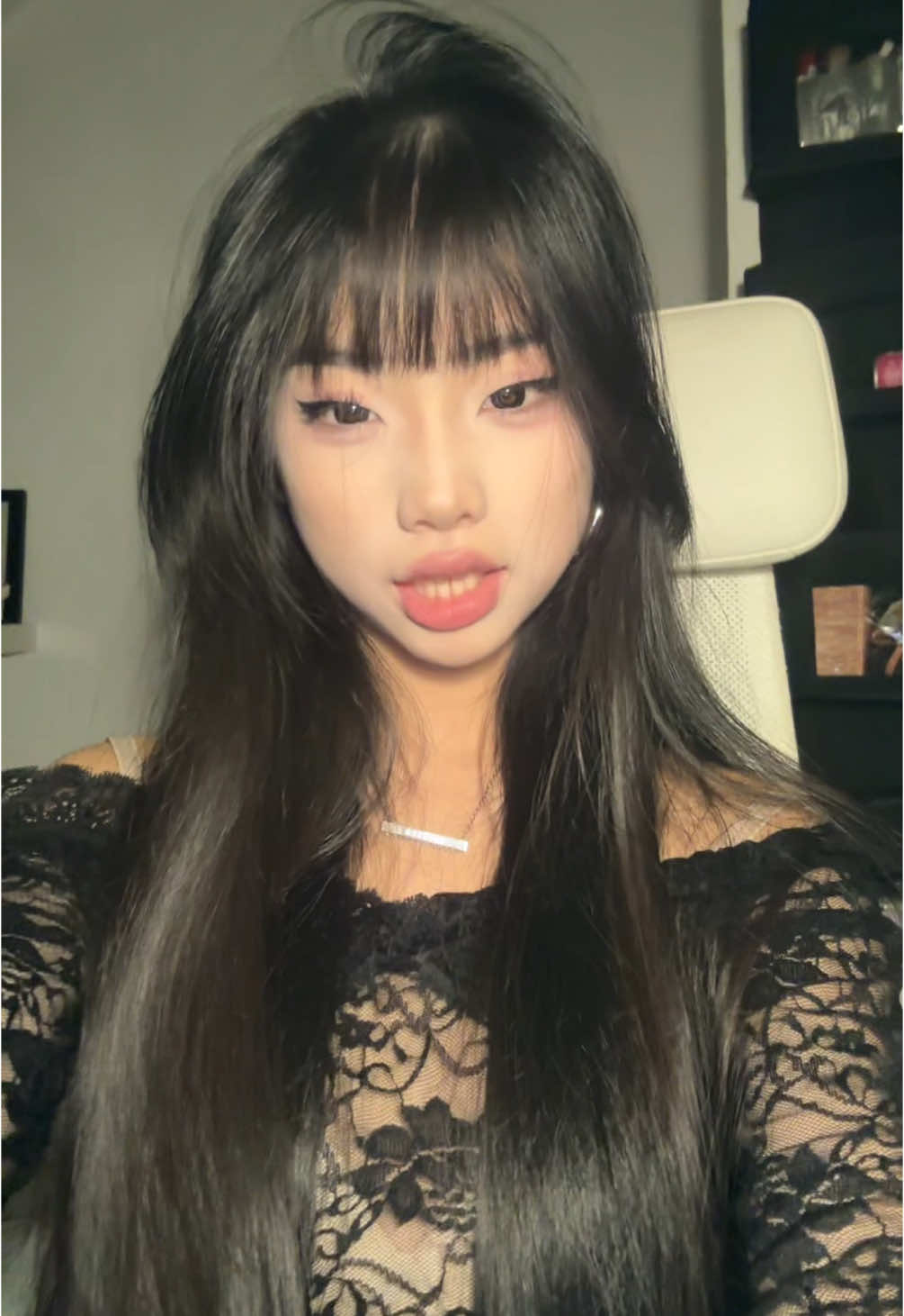 soo lets fall in luv w the cameras #xuhong #xuhongtiktok #09 #fyp #chinese #foryoupage #08 #asianmakdup #asian #wasian #viral #blowup #blowup? #like #follow #share #comment #64 #fyp 
