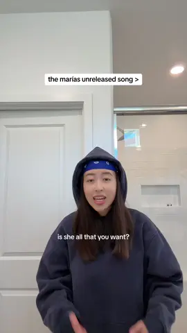 screaming crying throwing up @themarias #themarias #hmhasthemarias #hmhas #themariaslive #theforum #unreleasedmusic #unreleasedsong #newsong #billieeilish #hmhasbillieeilish #hitmehardandsofttour 