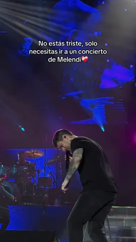 @Melendi @Gira 20 Años Sin Noticias #fyp #melendi #melendioficial #20añossinnoticiasdeholanda 