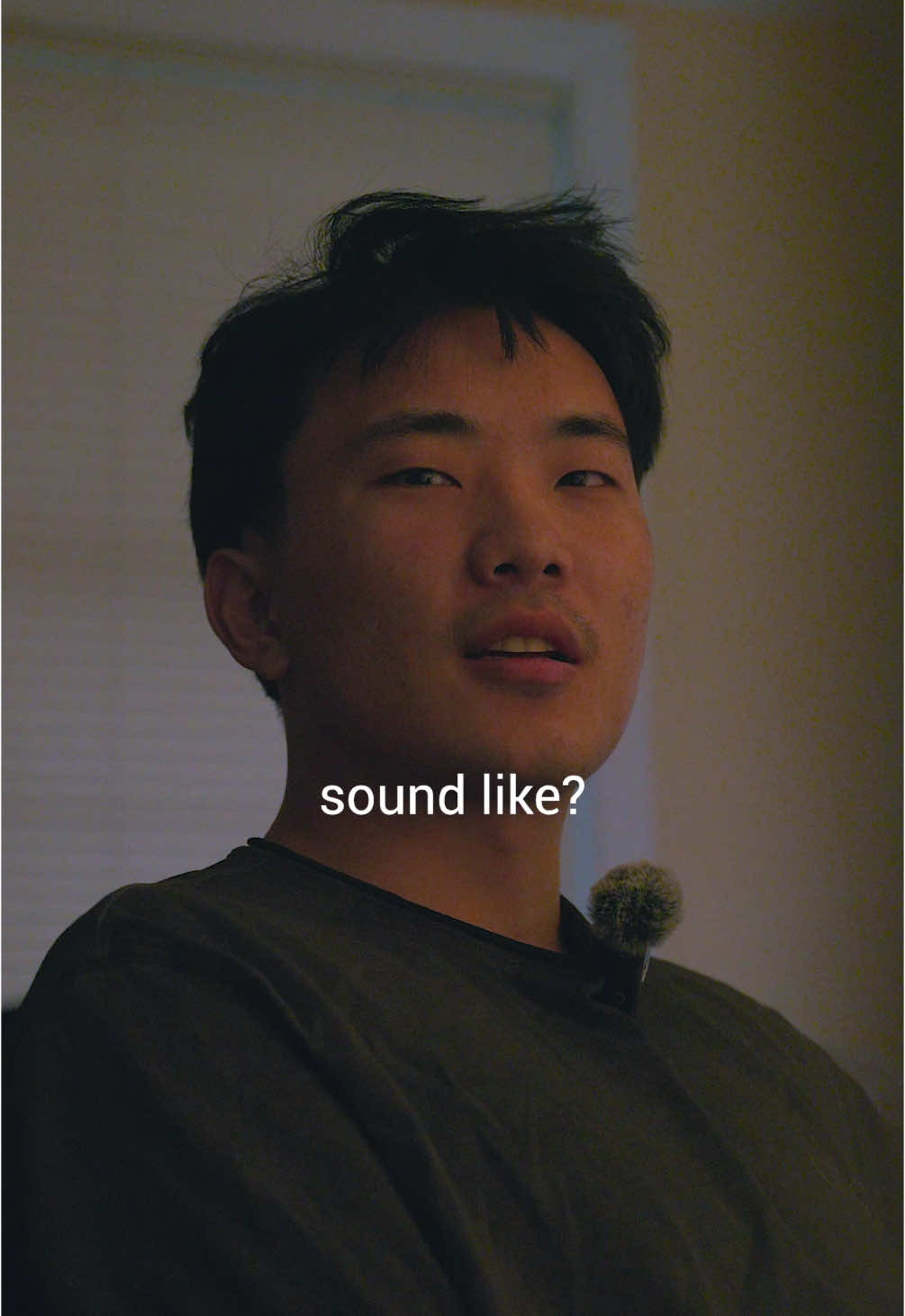 what does a dinosaur sound like  #dinosaur #roar 