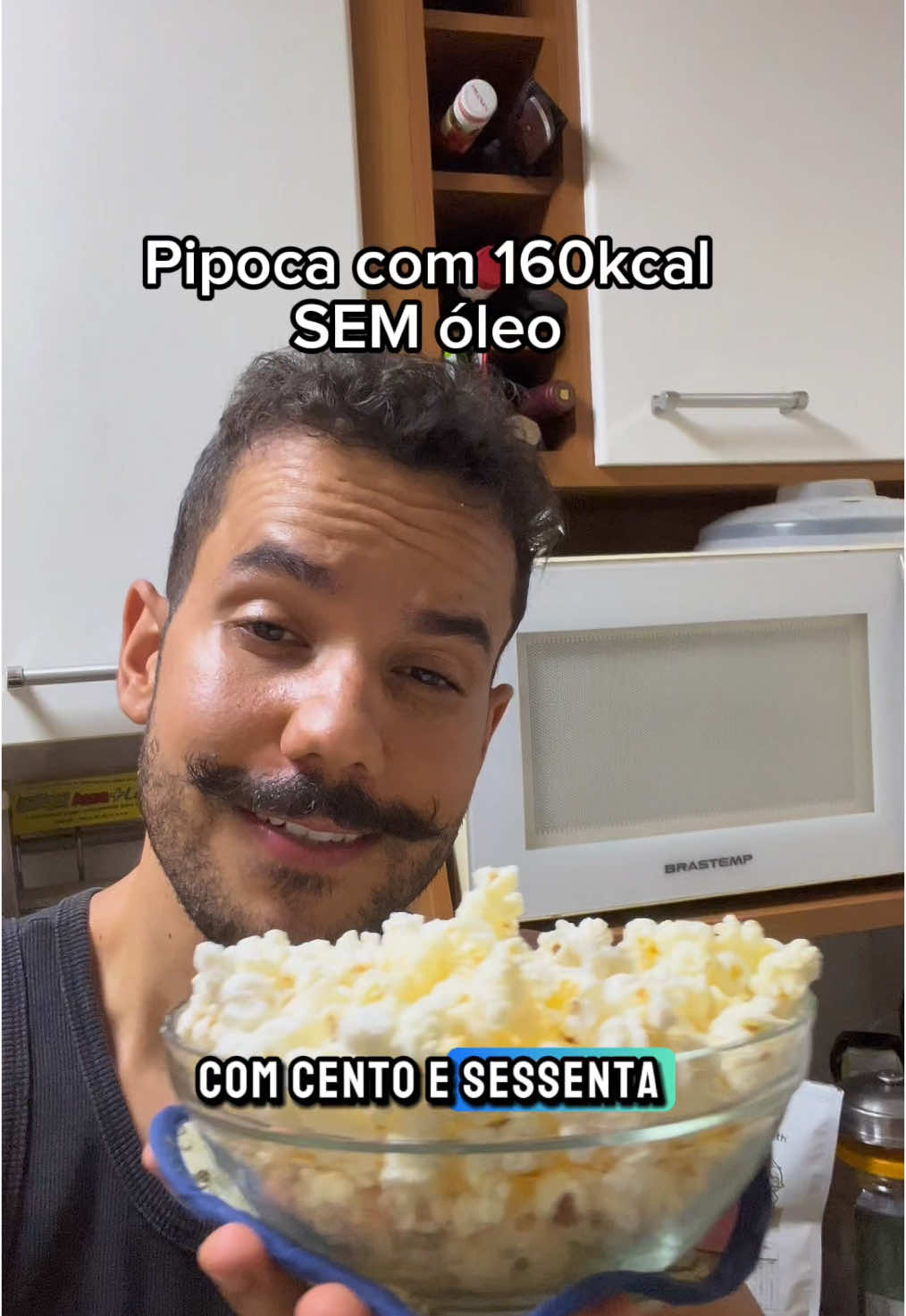 Pipoca sem gordura no microondas, rapida e encaixa na sua dieta!! #dieta #pipoca #receita #tutorial #receitafit #receitas #receitasaudavel #receitafacil #receitapratica 