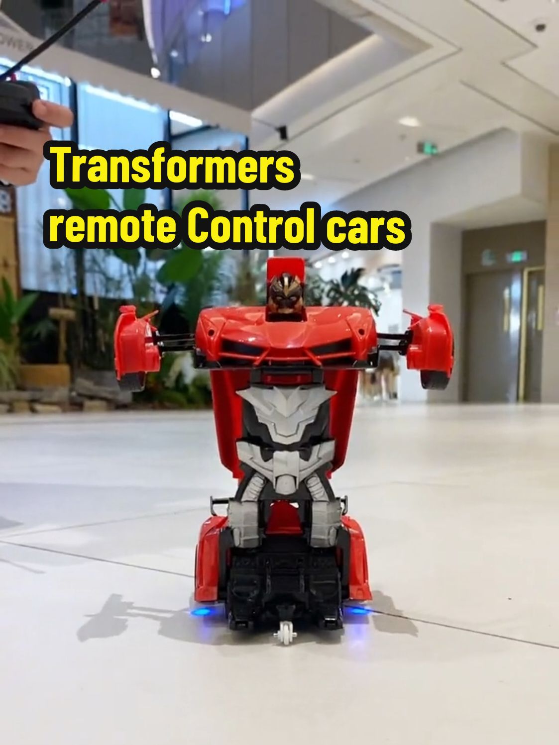 Wew!! 2 in 1 transformer remote control car 🔥 Hadiah utk anak lelaki  🤩🤩#tranformerscar #remotecontrolcar #remotecontrol #transformerscar #robotcar #robotcartoys  #keretakawalanjauh #belitiktokshop #fyp #fypシ゚viral @୧⍤⃝🍼小叮总🍒 