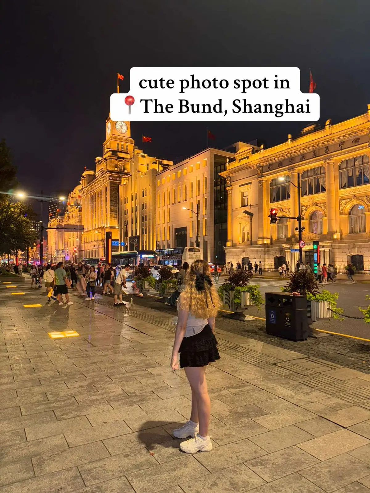 me encantaron las fotos justo enfrente de este edificio en el área de The Bund ✨ agreguen a su itinerario de viaje a Shanghai 📍💗 #Vlog #photo #photography #aesthetic #shanghai #chinatiktok #girls #blogger 