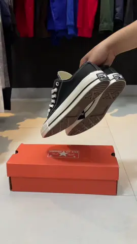 Converse Chuck 70’s Low Men and women size available DM us to order 📩 #converse #fyp #soleflymnl 