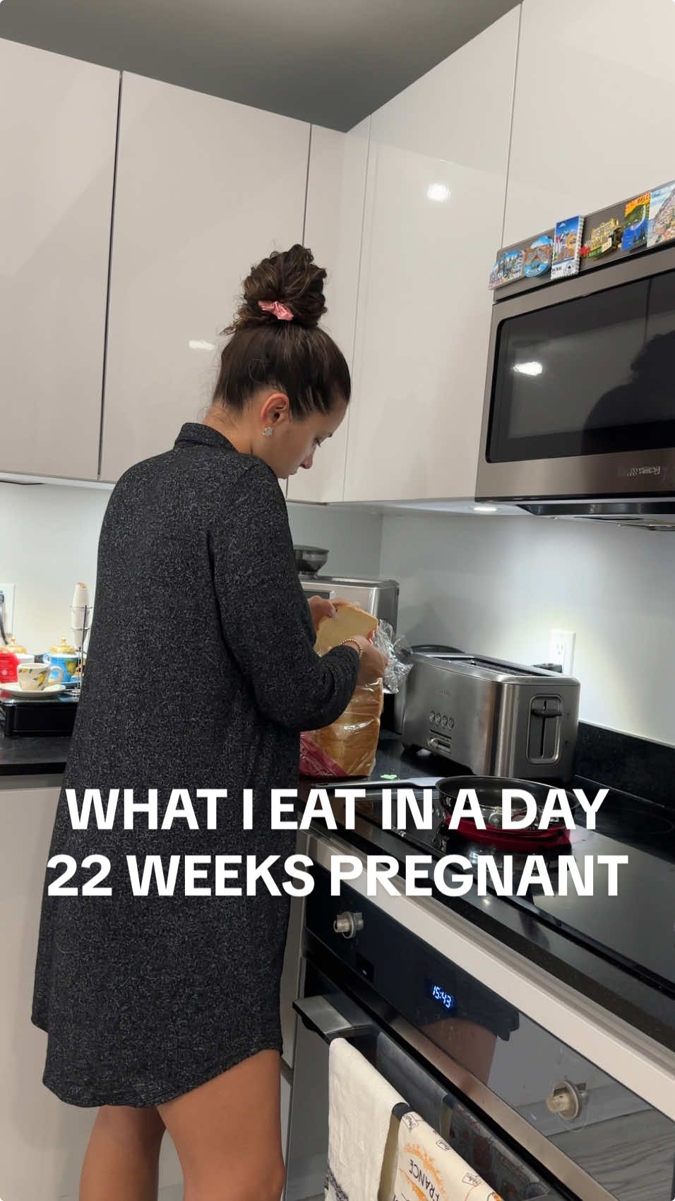 Every day is different but this is what we went with today!🤲🏽✨ #whatieatinaday #pregnancy #Lifestyle #dayinmylife #pregnant  #22weekspregnant  #2ndtrimester #pregnancyjourney 