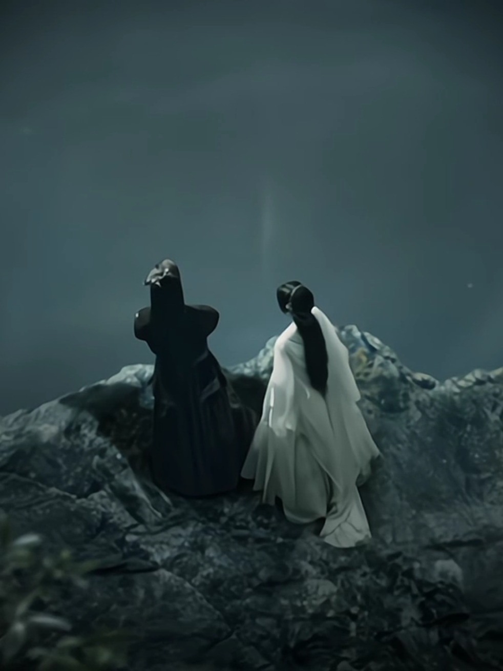 miss them.. ▸ #LoveBetweenFairyAndDevil  ▸ #DongfangQingcang & #Orchid  ▸ #iqiyi / #Netflix / #Wetv  ꒰ tag ꒱ #Cdrama #EstherYu #Dylanwang #yushuxin #wanghedi #fyp #wuxia #fantasy #CangLanJue #苍兰诀 #JiuLuFeiXiang #九鹭非香 