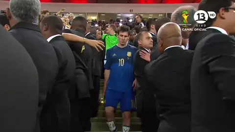 2 años desde que Messi se proclamó campeón del mundo 👑 e indiscutible el mejor de la historia 🐐 Uno de los mejores días de toda mi vida ❤️ #messi #football #qatar2022 #worldcup2022 #argentina #leomessi #goat 