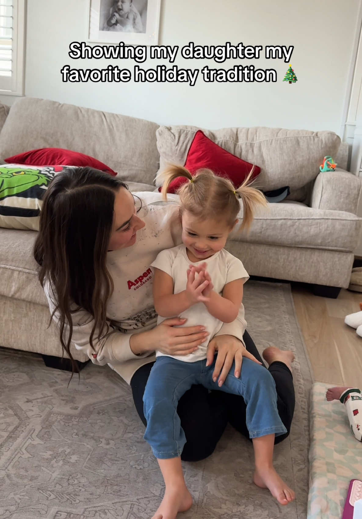 @Chloe Gottschalk Bounds and I watch the grinch 2-3 times every holiday season, so we were so excited to share this moment with her! Starting our own family traditions is so amazing 🤍🎄 #movienight #grinch #grinchmas #christmas 