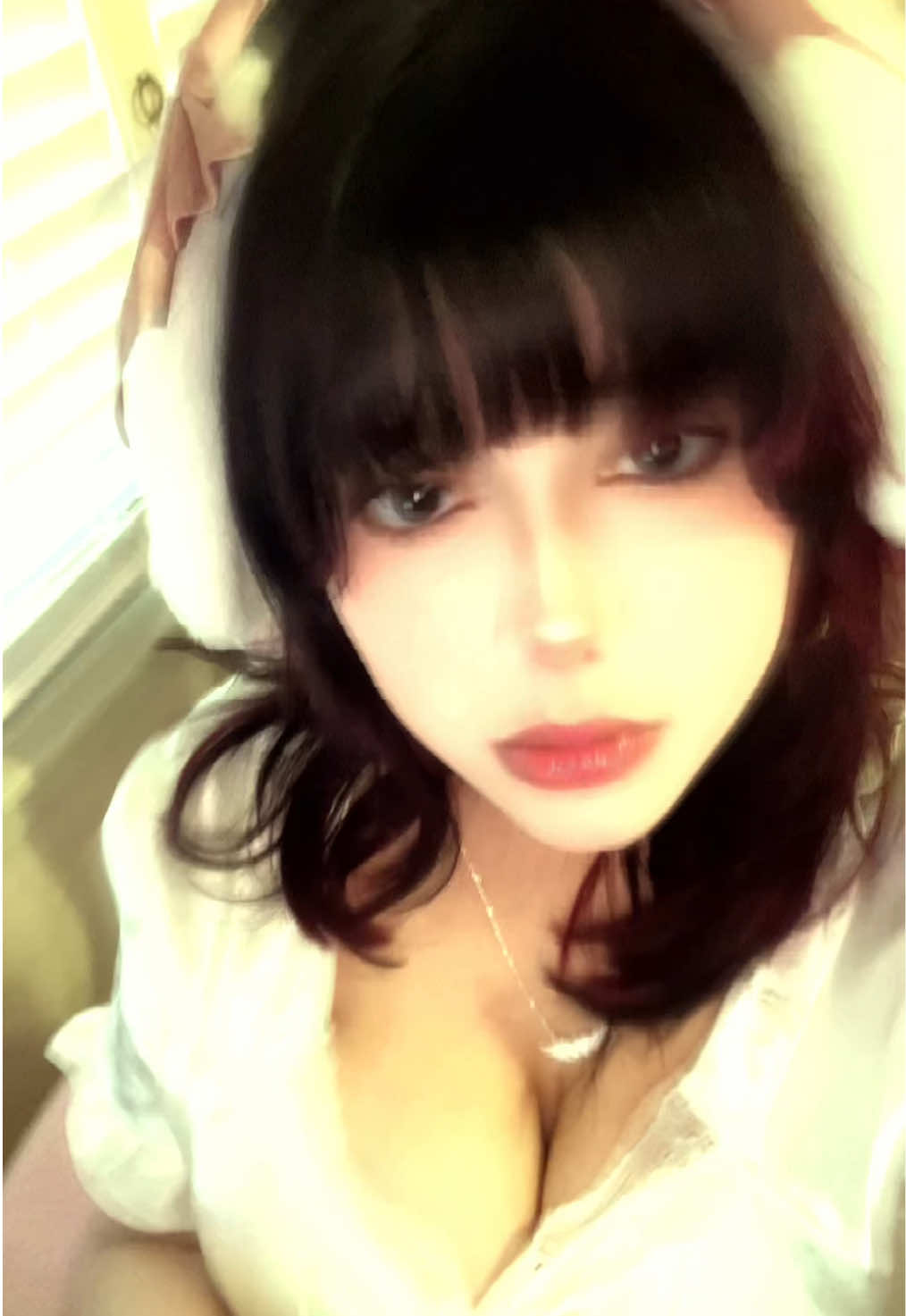 Look into my eyes <3 #fyp #fypシ゚viral #bunnyears #bunnygirl #cutecore🎀🦴🍮🐾 #webcore 