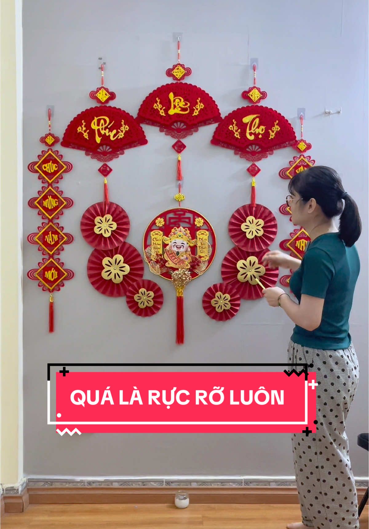 Chúc mừng năm mới - Vạn sự như ý 🎆2️⃣0️⃣2️⃣5️⃣🎆 này mọi người hãy trang trí cho nhà mình thật hoành tráng nhờ các set trang trí tết siu đẹp như thế này nha #settrangtritet #dotrangtritet #dotrangtritet2025 #khanhquatnhungtrangtritet #ongthantailaclu #chiemmote68 #xuhuongtiktok #viralvideo 