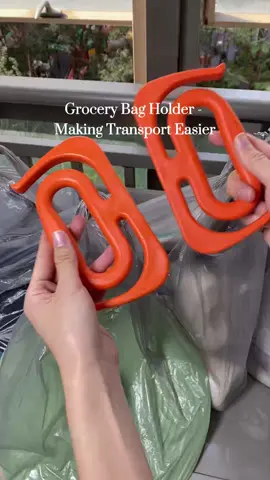 This bag holder must be the best game changer🤩🦾🛍️#foryou #fyp #foryoupage #tiktokshopholidayhual #holder #groceryshopwithme #carry #bagholder #shopping #kitchengadgets 