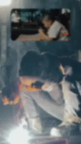 #Teknik welding SMAW (Shielded Metal Arc Welding) mencakup berbagai posisi pengelasan untuk memastikan kualitas dan kekuatan lasan. Berikut adalah teknik dan posisi pengelasan SMAW: # Posisi Pengelasan 1. *Flat Position (Posisi Datar)*: Pengelasan dilakukan pada permukaan datar. 2. *Horizontal Position (Posisi Horizontal)*: Pengelasan dilakukan pada permukaan horizontal. 3. *Vertical Position (Posisi Vertikal)*: Pengelasan dilakukan pada permukaan vertikal. 4. *Overhead Position (Posisi Atas)*: Pengelasan dilakukan di atas kepala. # Teknik Pengelasan 1. *Teknik Push (Dorong)*: Dorong elektroda ke arah lasan. 2. *Teknik Pull (Tarik)*: Tarik elektroda dari arah lasan. 3. *Teknik Zig-Zag*: Gerakkan elektroda secara zig-zag. 4. *Teknik Weaving*: Gerakkan elektroda secara horizontal. # Posisi dan Teknik Pengelasan SMAW 1. *Flat Position*: Teknik push atau pull dengan sudut 20-30 derajat. 2. *Horizontal Position*: Teknik zig-zag atau weaving dengan sudut 30-40 derajat. 3. *Vertical Position*: Teknik push atau pull dengan sudut 40-50 derajat. 4. *Overhead Position*: Teknik zig-zag atau weaving dengan sudut 50-60 derajat. # Tips dan Keselamatan 1. Gunakan peralatan pelindung. 2. Pastikan ventilasi baik. 3. Hindari kontak listrik. 4. Jaga kebersihan dan kerapian tempat kerja. 5. Ikuti prosedur keamanan dan standar pengelasan. # Standar Pengelasan 1. ASME (American Society of Mechanical Engineers). 2. AWS (American Welding Society). 3. ISO (International Organization for Standardization). #Meme #MemeCut #percakapan#doaibu#welder#WELDER#Welder#welding#hudup#menyala#