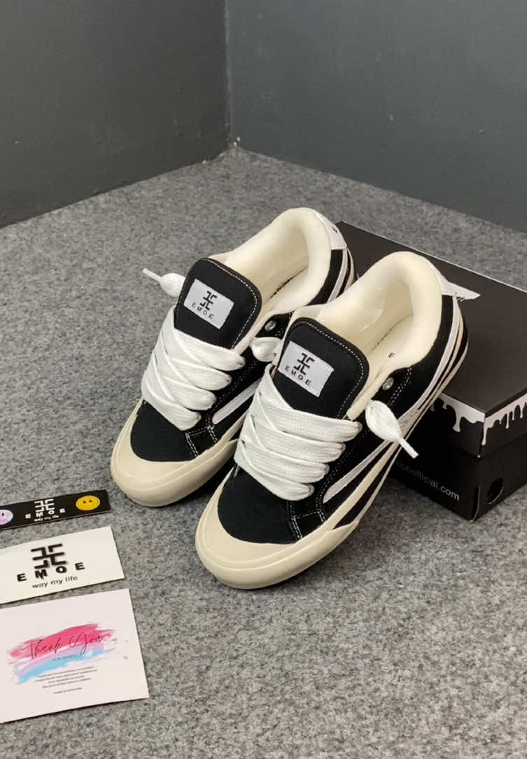 Sepatu gemuk emoe bubble bw🤩 #sepatugemuk #sepatugendut #sepatu #sneakers #brandlokal 