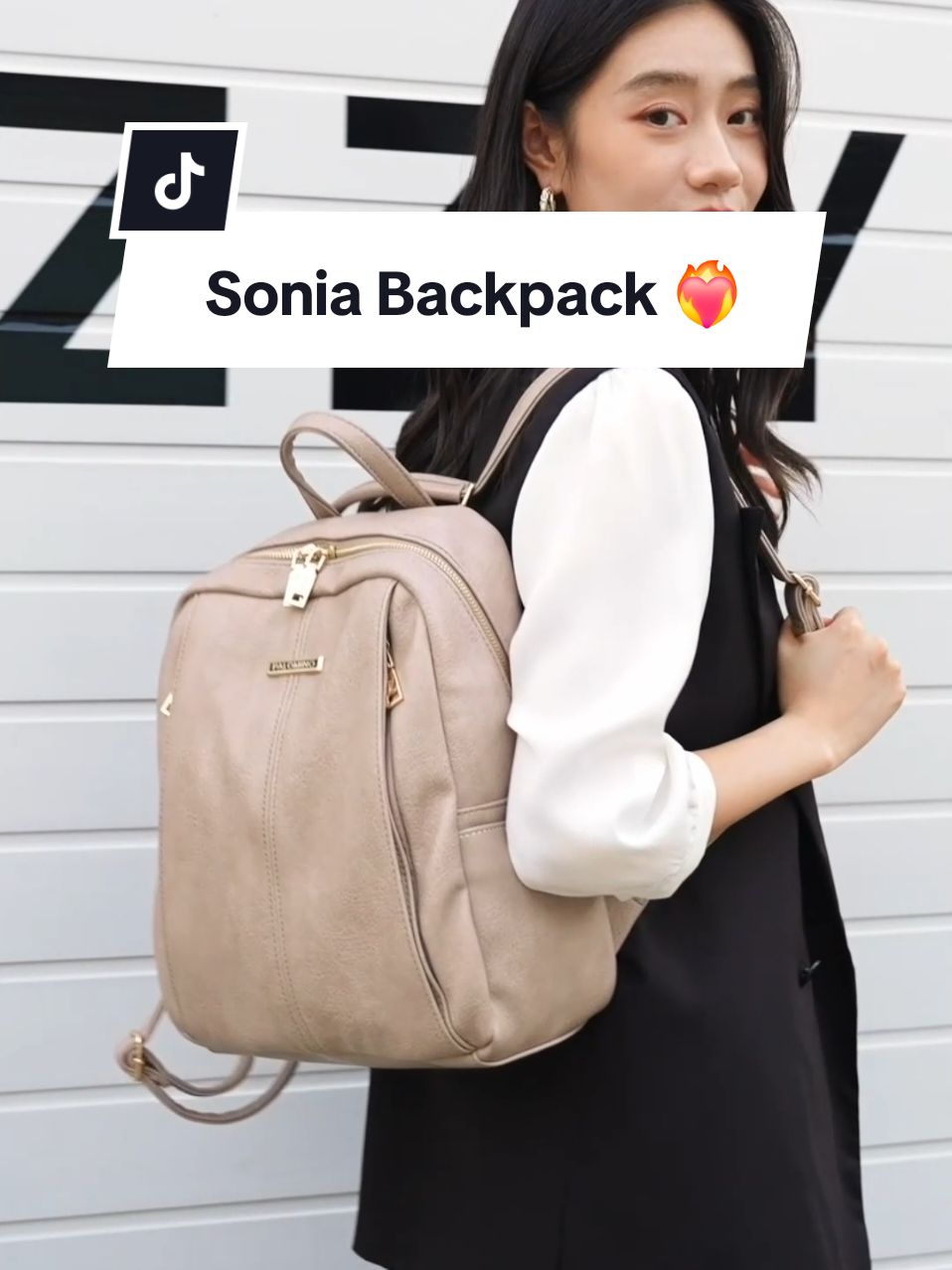 Effortless Christmas vibes with our Sonia Backpack!  #palomino #palominobag #outfit #aestheticbags #tasmewah #elegantbags #fashion #outfitideas #ootdfashion #OOTD #fyp #fyptiktok #fypシ #fypage #fypシ゚viral 