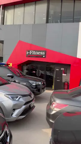 Should There Be Restaurants In Front Of Gyms? Was at Jakande/Lekki and I saw A Restaurant In Front of Ifitness and curiosity made me enter Full review of @foodcentral_ng drops soon 