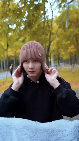 หมวกฟลีซหนาในฤดูหนาวเป็นสิ่งที่ต้องมีเพื่อรักษาความอบอุ่นและกันลมขณะขี่กลางแจ้ง#หมวก #หมวกฤดูหนาว #winter #ให้อบอุ่น#ผู้ชาย #travelbucketlist #ขี่จักรยานไฟฟ้า