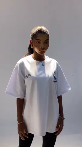 𝒪𝓃 𝓉𝒽𝑒 𝐹𝒶𝓈𝒽𝒾𝑜𝓃 𝒮𝓅𝒶𝒸𝑒, 𝒟𝑜 𝒰𝓃𝒾𝓆𝓊𝑒𝓃𝑒𝓈𝓈… 𝒲𝒾𝓉𝒽 𝒮𝓉𝓎𝓁𝑒 ✨  𝑺𝑩𝑲 𝑪𝑨𝑴𝑷𝑨𝑰𝑮𝑵 𝙁𝙞𝙡𝙢 𝑭𝑾’25 Now Available For Sale  Send A dm to place an order! Or follow our Instagram @styledbykas.co for immediate response!  ʙ•ᴛ•ꜱ 🎥 🎶: @Rema  #clot#clothingbrandreetwearbrand  #xyzcba  #fyp  #viraliza 