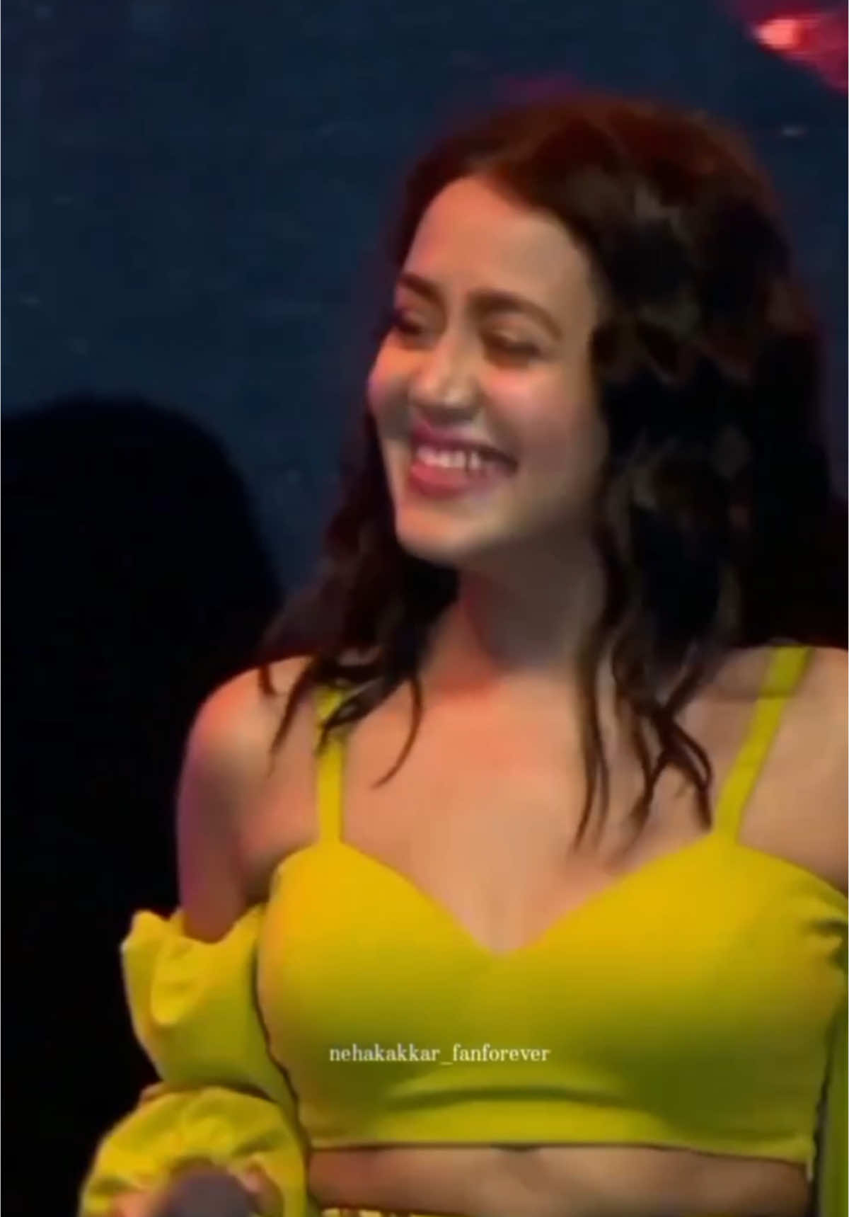 Mahi Ve …!🔥 #nehakakkar #nehakkakkarfans #nehakakkarsong #fypp #indiantiktok #indiantiktok #fangirl #bollywoodsongs #videoviral 