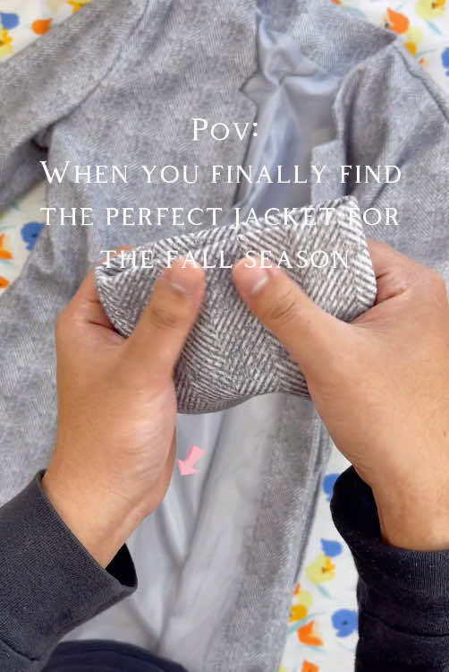 Sorry to those who bought it before, it's now a Christmas New Year's Day special and it's cheaper than your coffee!#fyp #spotlightfinds #tiktokshopholidayhaul #wireless #clothes #tiktokshop #jacket #coat #christmas 