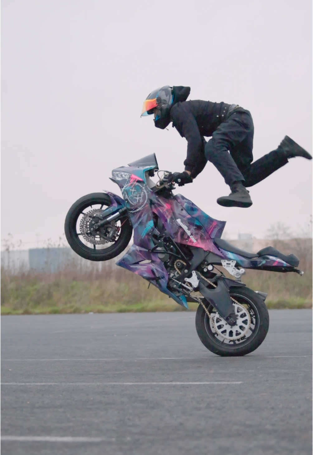 Tout en #slowmo pour vous montrer les nouvelles couleurs du 636 🎨