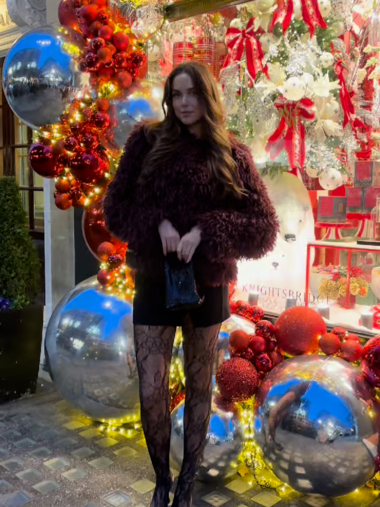 NYE outfit inspo for the girls ✨#nye #partyseason #burgundy #lacetights #tightsstyling 