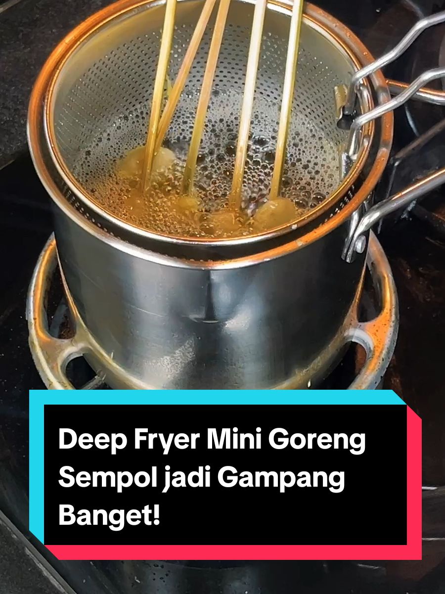 Deep fryer mini untuk goreng dan rebus, masak sempol jadi gampang banget #deepfryer #minideepfryer #gorengan #penggorengan #sempolayam #cuantanpabatas #wibgajian 