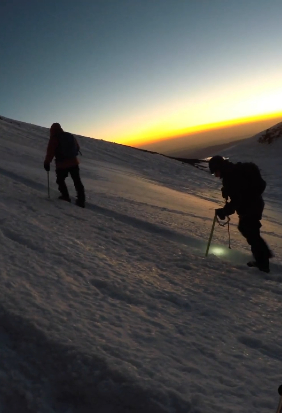 #elbrus #mountaineering #mountain #climbing #mountains #summit #fyp 