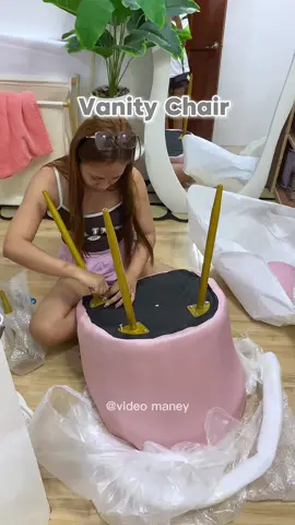 Ang ganda😅🎀 #CapCut #bedroom #vanitychair #chair 