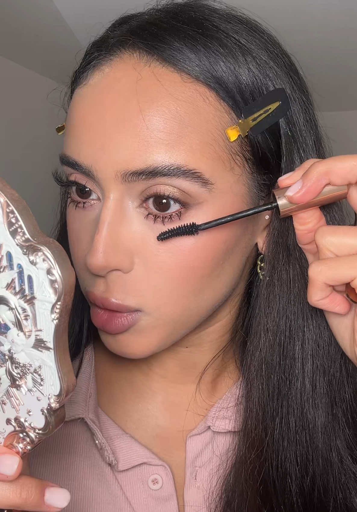 you probably won't see me using anything else for my bottom lashes @heimish_cosmetics 🤷🏽‍♀️ use code AYASCHANNEL1 on @YesStyle 🤍 #bottomlashes #bottomlash #heimishmascara #bottomlashhack #lashes #falsies #mascara #koreanmascara #kbeauty #koreanmakeup #makeuptips #makeuphack #fyp #viral