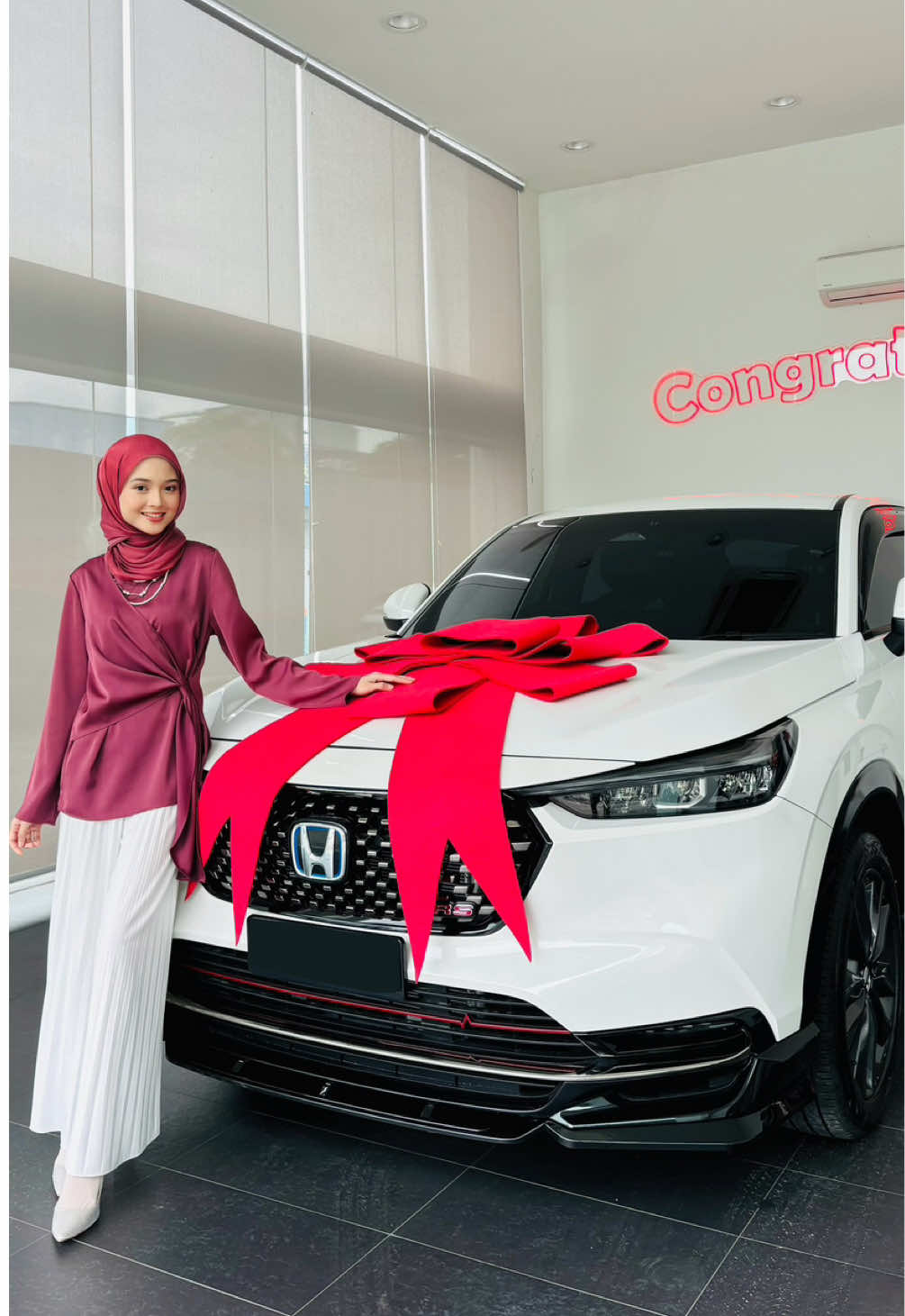 Unboxing my first car 🖤 #achievementunlocked #honda #hrvrshybrid  #white #car #carsoftiktok #dream #goals 