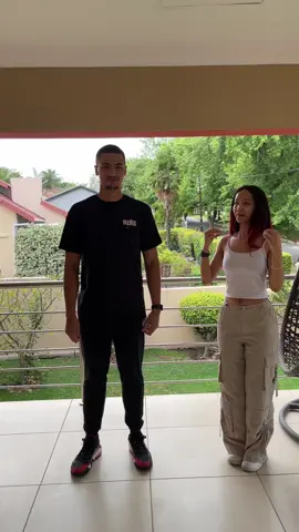 Looks like someone needs a probiotic 🤣 #birimarung #Biri #Dance #Fart   #tiktokchallenge #cashkontant #amapiano #tiktoksouthafrica #dancechallenge  @K @Carmen 