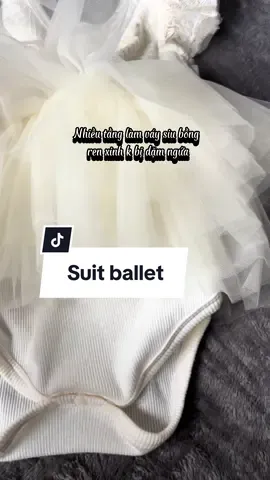 Đóng gói trong hộp đẹp lịch sự lắm, làm quà tặng cũng hợp lí lắm nè #bodysuit #vaythoinoi 