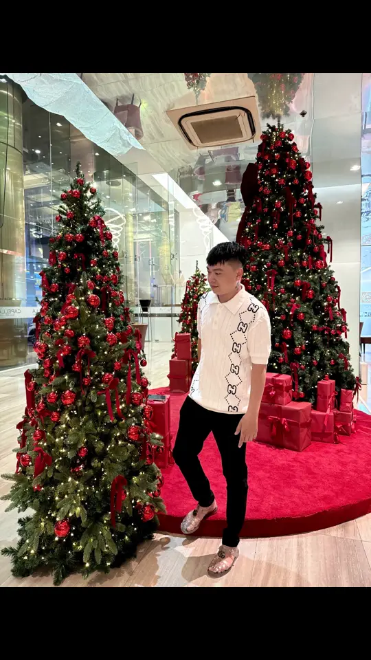 Xin chào, mình là người tốt. Mong chúng ta mai mốt là người tình =))))))) #trendingtiktok #quanaoquangchau #xuhuong2024 #týthanhstore #59saigon 