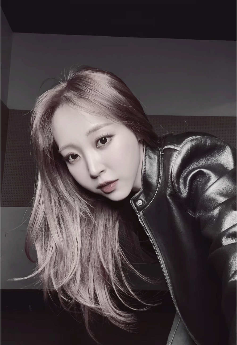 별크민 sticky🍀🤘🏻 #moonbyul #문별 #sticky_challenge 