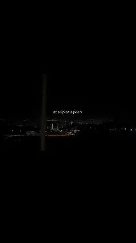 Sor ne olur sor…#fyp #emirhanlyrcss #atsilipatasklarobiryerefirlat 