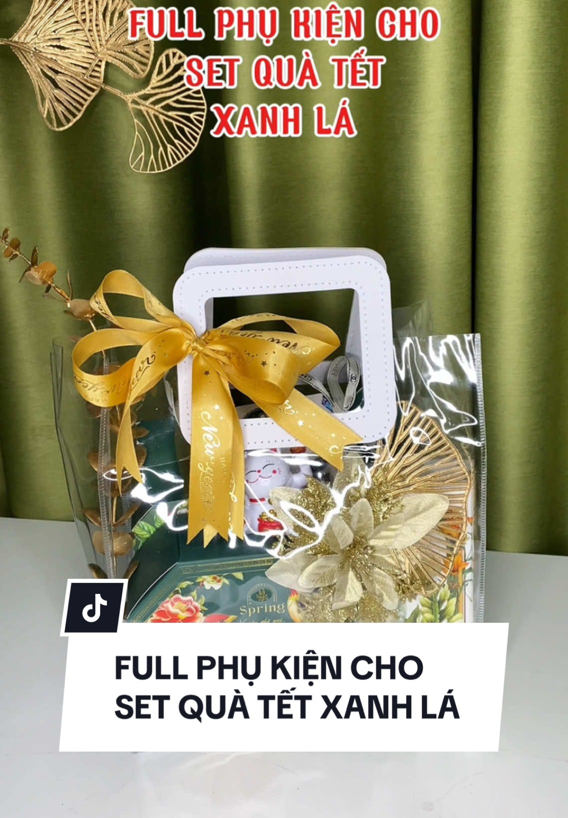 Full phụ kiện cho set quà Tết xanh lá đây nha khách ơi. #gioquatet2025 #tuidungquatet #tuidungquatrongsuot #tuidungqua #quatetgiare #phukienlamgioquatet #QueenPack 