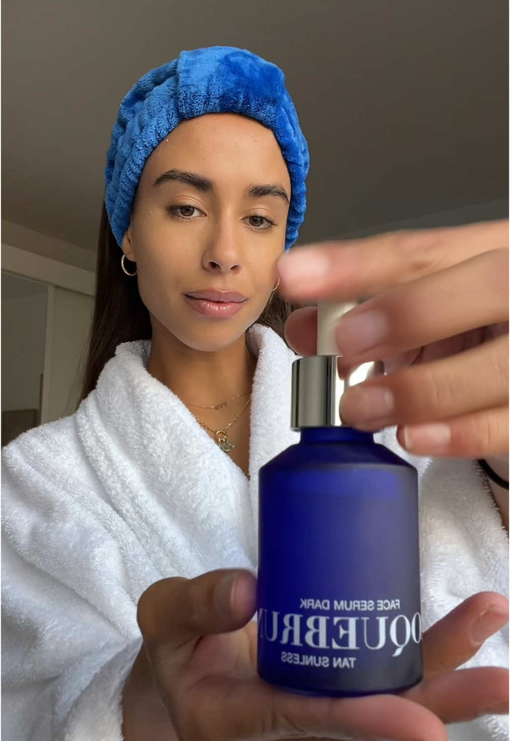 Gebruik de code: XMASTAN15NAOMI voor 15% korting op @ROQUEBRUN. tan sunless selftan mijn geheim 😍😍😍  #fyp #roquebrun #selftan #beauty 