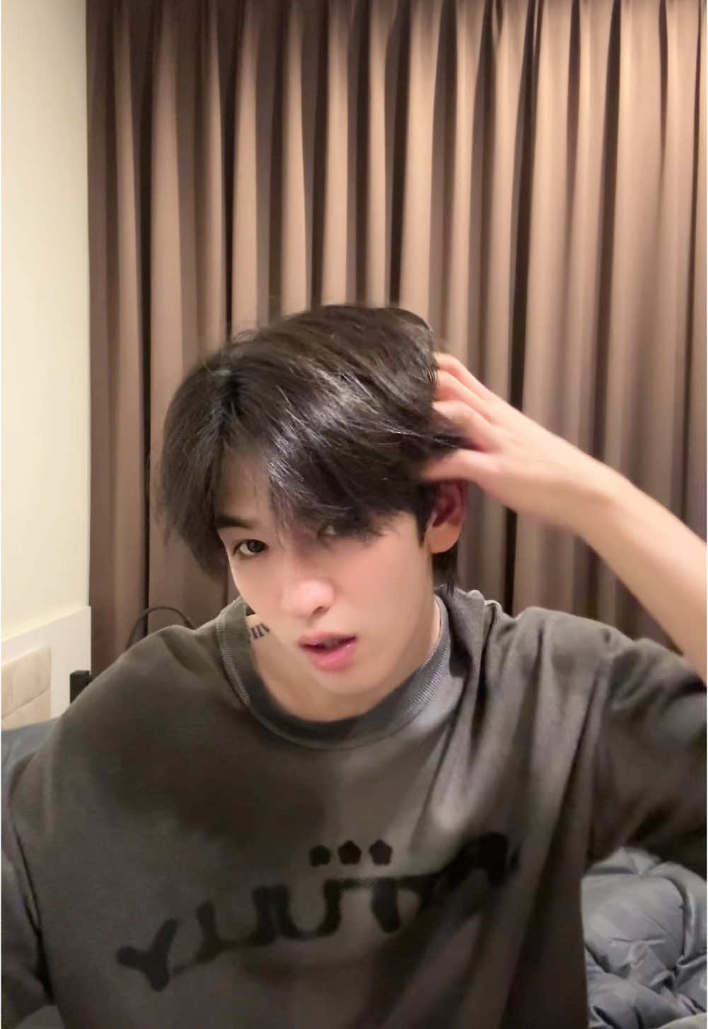 มีคนบอกอยากเห็นผมปัดเป๋ #JINWOOKkim  #BUSbecauseofyouishine 