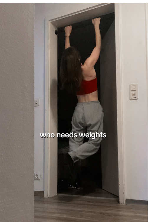 daily workout needs to be done #calisthenics #calisthenicsgirls #bodyweight #calisthenicsworkout #pullup #dips #chinup 