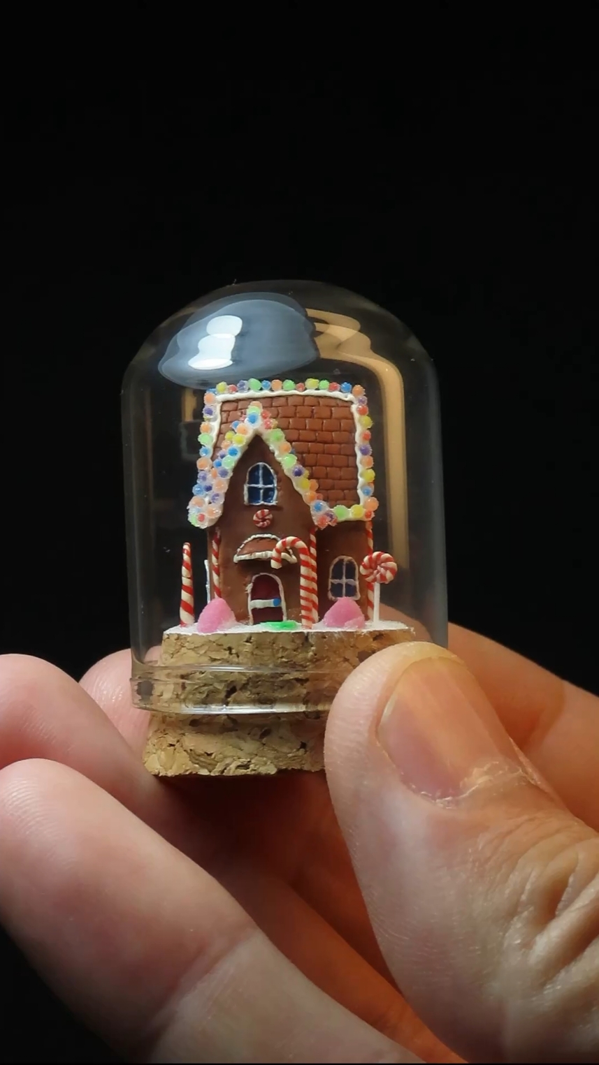 Tiny Gingerbread House 🏠  . . . #tinythings #minithings #miniature #diorama #minimaker #polymerclay #dioramacreators #polymerclayart #mini #miniatures #gingerbreadhouse #holidayseason #holidays #christmas #festive #happyholidays 