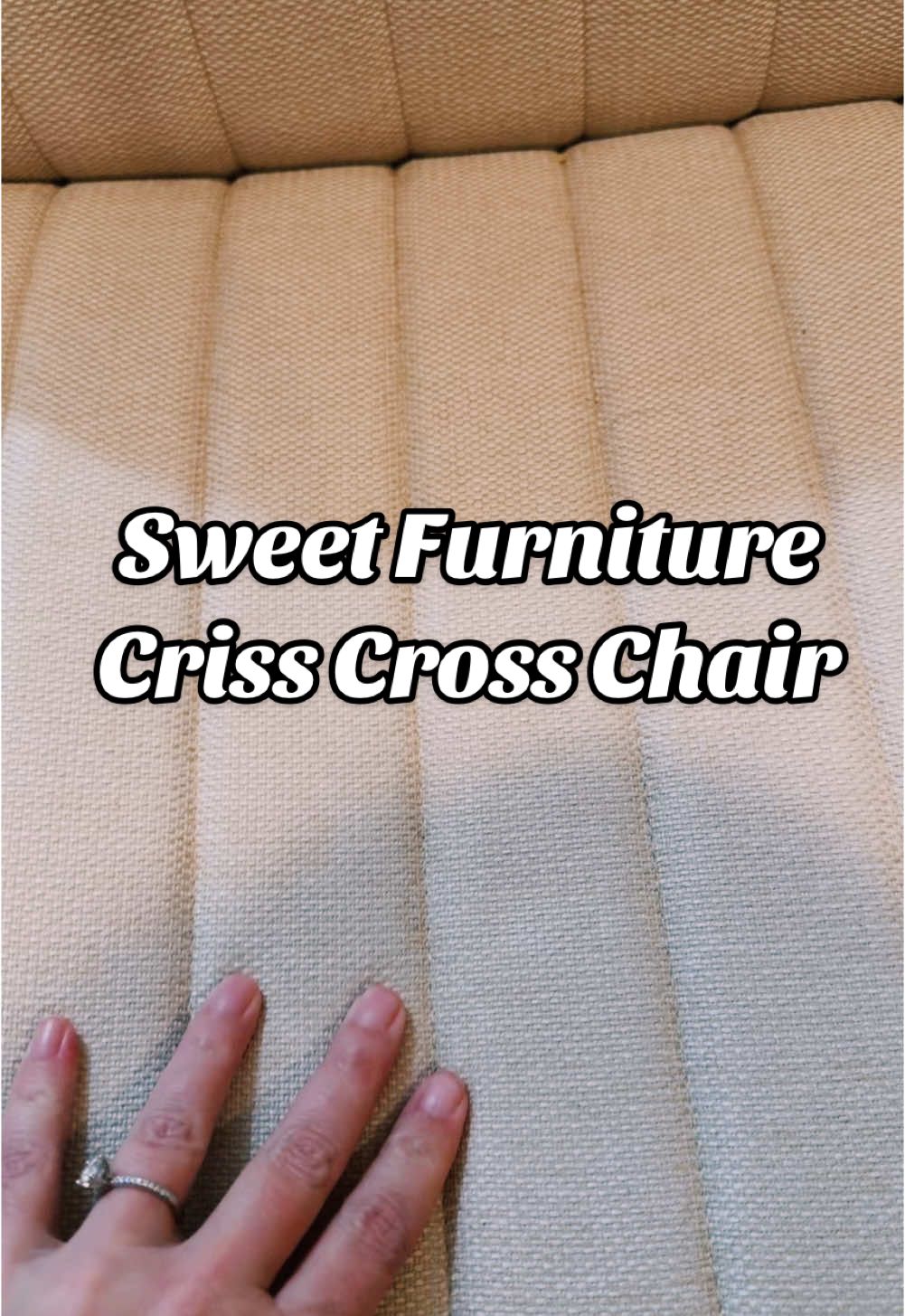 @Sweet furniture shop #sweetfurniturefinds #furniturerecommendation #crisscrosschair #holidayhaul #tiktokshopholidayhaul #creatorsearchinsights #furniture 