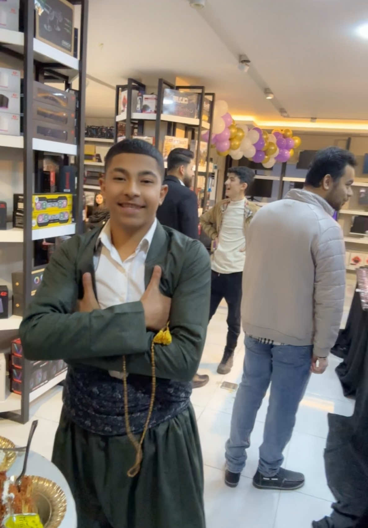 Mbappe haw bo kurdistan , @Kylian_7amudi 🇫🇷💙 