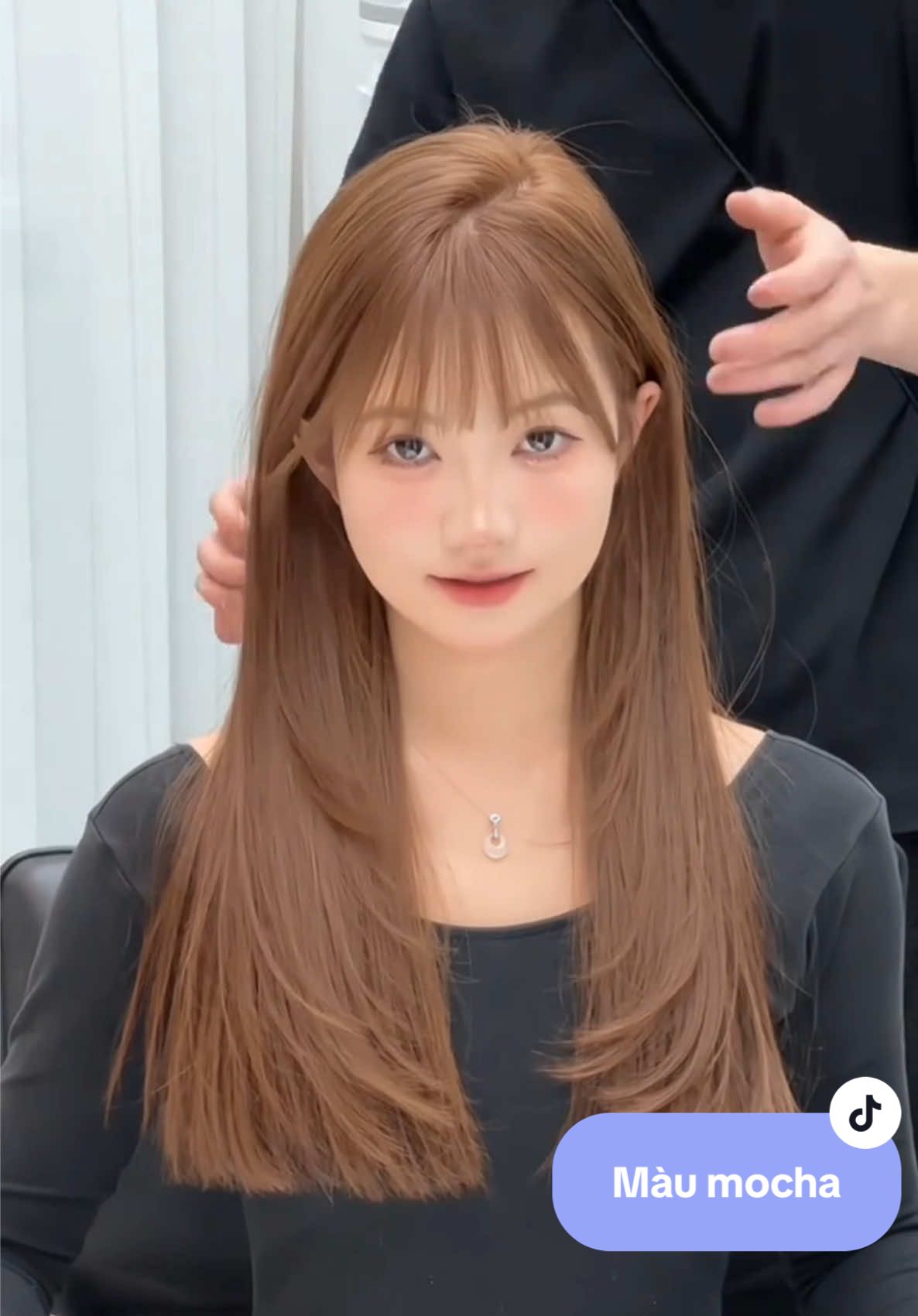 Màu nhuộm mocha sáng cực ton da cho mùa tết năm nay #xuhuong #minhrhairquan7 #nhuộmmocha #màumocha #mocha #màunhuộmđẹp #màunhuomtonda #fyp #salonquan7 #salontocquan7 