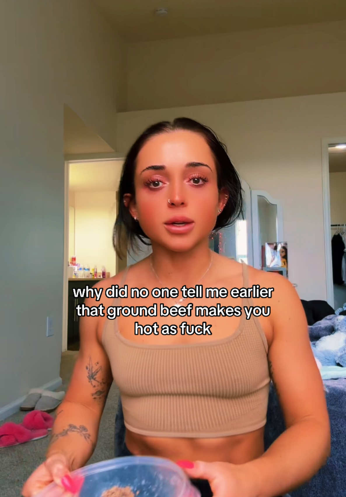 GIRLS GET ON THIS RN!!!! Let me help you…sign up for c0aching in b!0 🤭👀🏋🏼‍♀️🫶🏼😈 #fyp #foryou #relatable #girls #trending #viral #foryoupage #Fitness #food #Foodie #healthy #animalbased #carnivore #motivation #abs #fakebody 