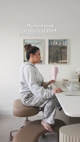 My top favorites of ALL TIME. Liiiinks are in my bio! Also before anyone asks NOTHING in here is sponsored, just stuff I love!! #wfhlife #wfhsetup #toppicks #amazonmusthaves 